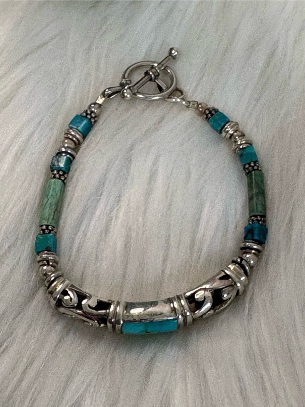 (160)Vintage 925 Sterling Silver Turquoise InlayToggle Bracelet